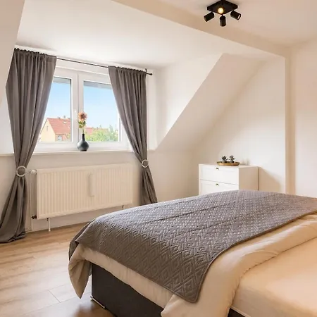 Mit Parkplatz, Sauna, Innenhof Und Wlan *